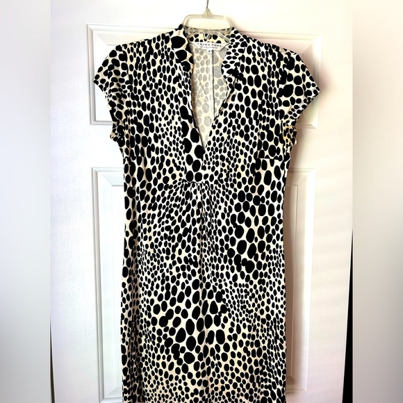 Trina Turk White and Black Dot Dress - Size 4 - Picture 1 of 4